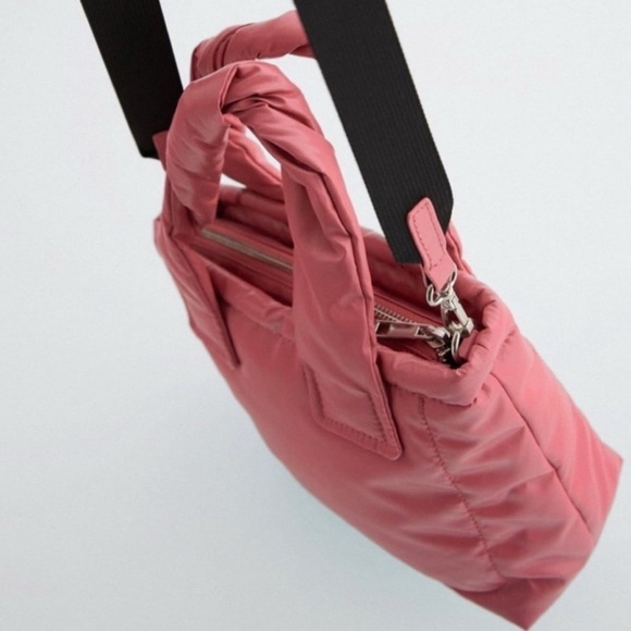 NWT Zara quilted nylon puffer pink mini bag - Picture 2 of 12